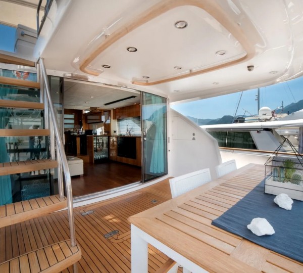 Exterior Dining Area