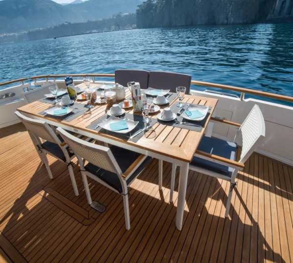 Exterior Dining Area