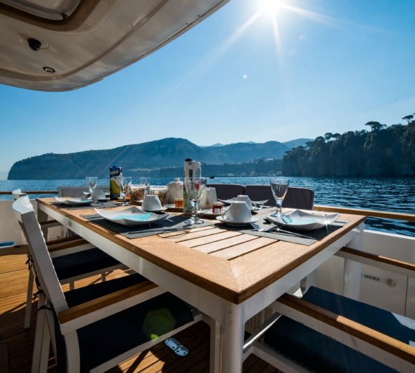 Exterior Dining Area