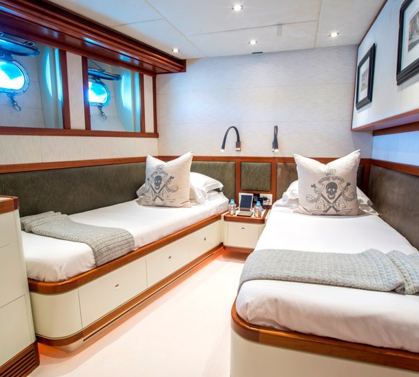 Twin Cabin © Edmiston