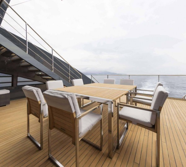 Exterior Dining Area