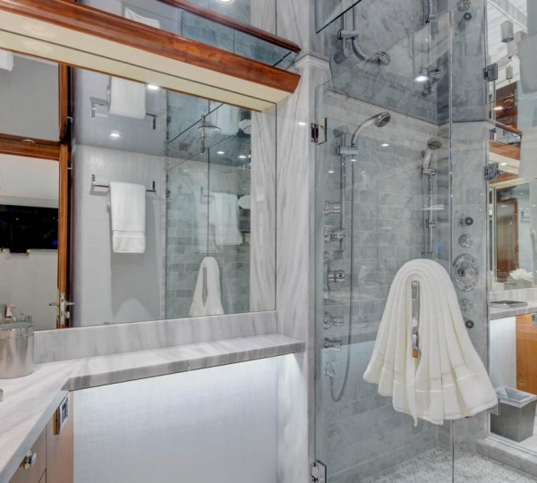 Master Ensuite Bathroom