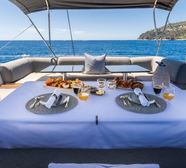 Al Fresco Dining Area