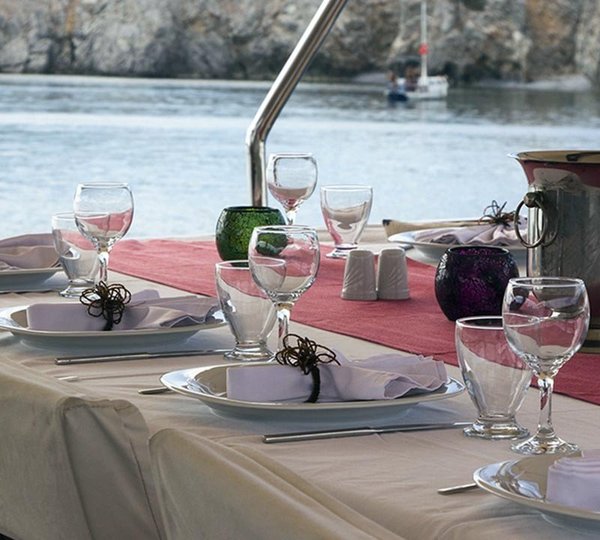 Alfresco Dining Set Up