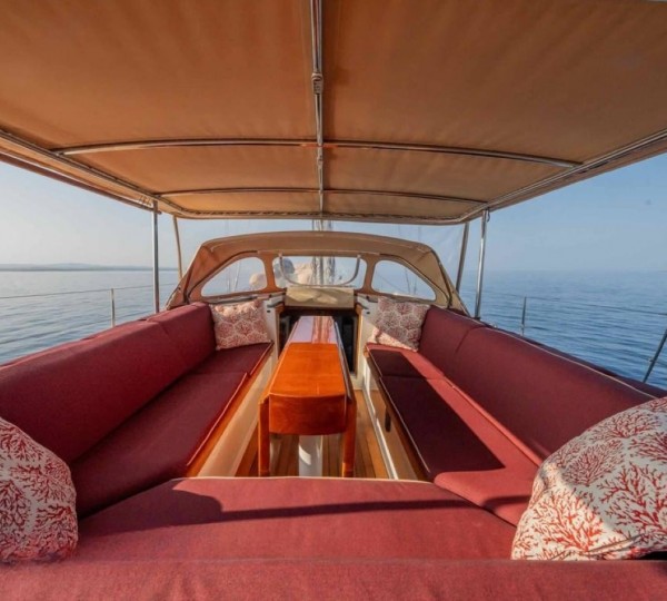 Exterior Relaxation Area