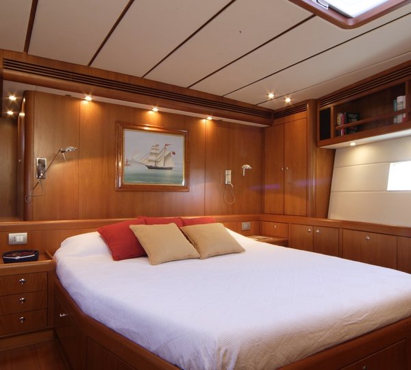 Double Cabin