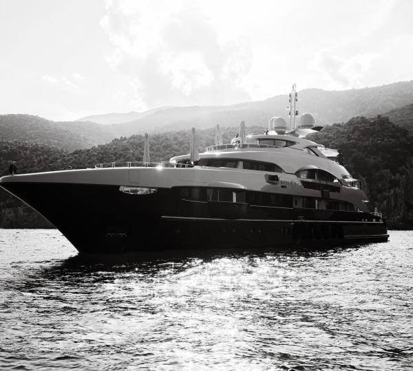 Super Yacht - Starboard Shot In Black And White