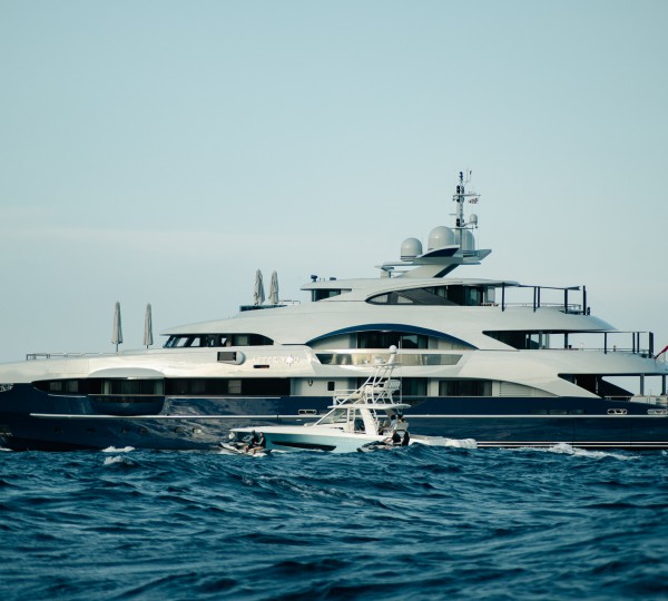 Super Yacht - Starboard Shot