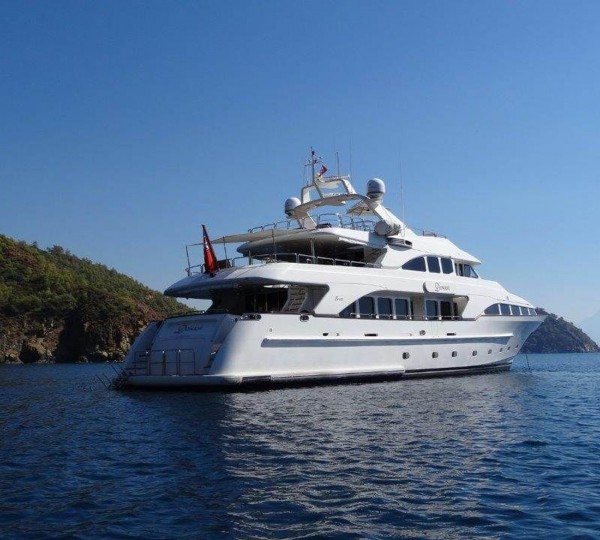 Luxury yacht OAK