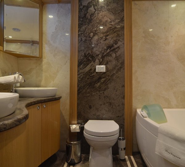 Guest ensuite