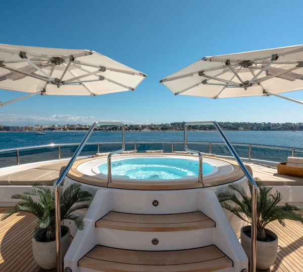 Jacuzzi On Sun Deck