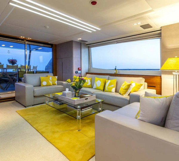 Main Deck Salon Alternative View