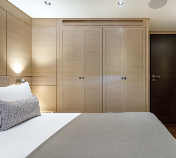 Contemporary Guest Suite 