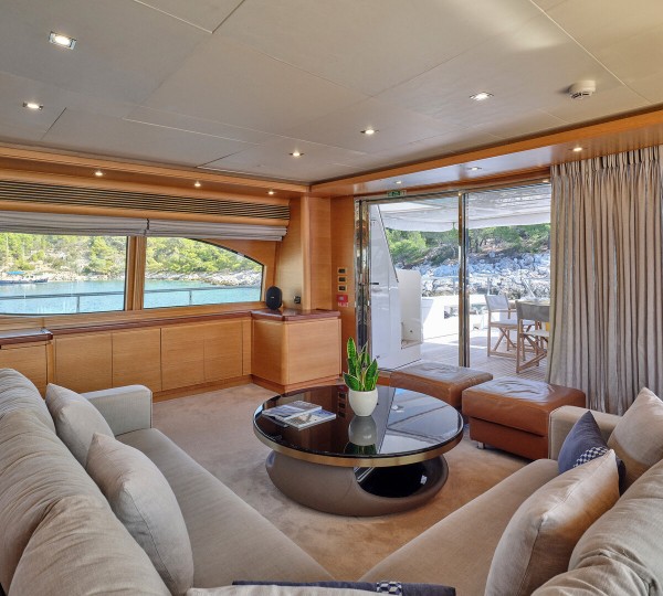 Main Salon Alternative View