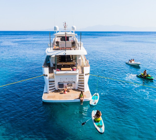 Axella Guests Enjoying The Toys