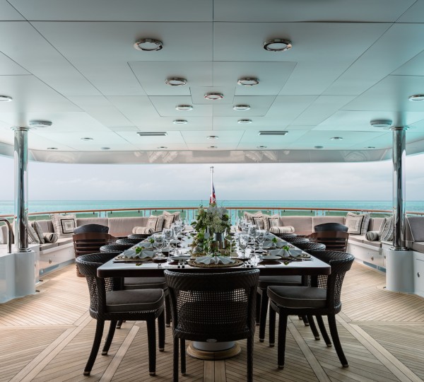 Bridge Deck Aft Dining - Photo Credit Ocean Air Media
