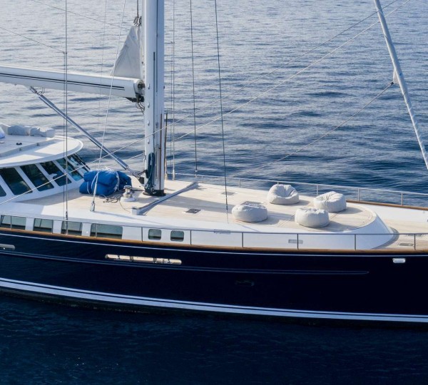 Corto Maltese Exterior - Bow