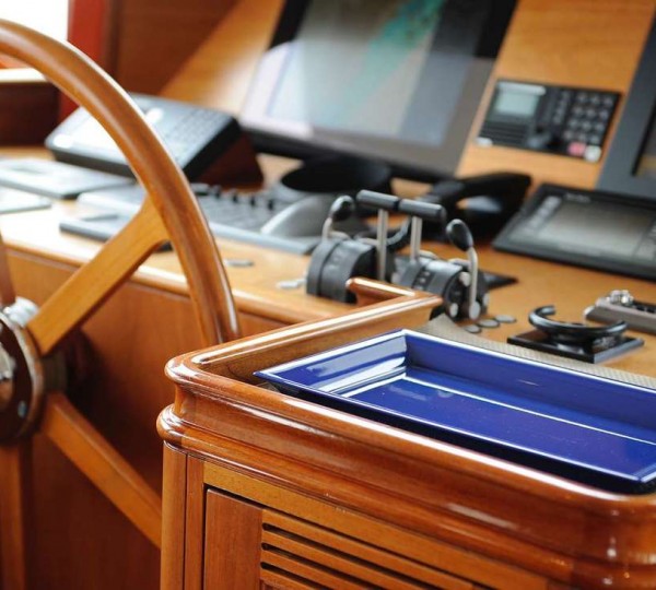 Corto Maltese Interior - Bridge