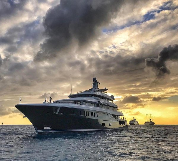 EXCELLENCE V - Main Profile