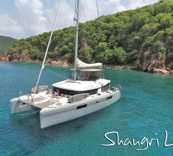 Lagoon 52 SHANGRI LA - Moored