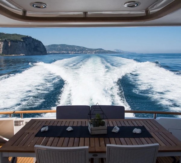 Exterior Dining Area