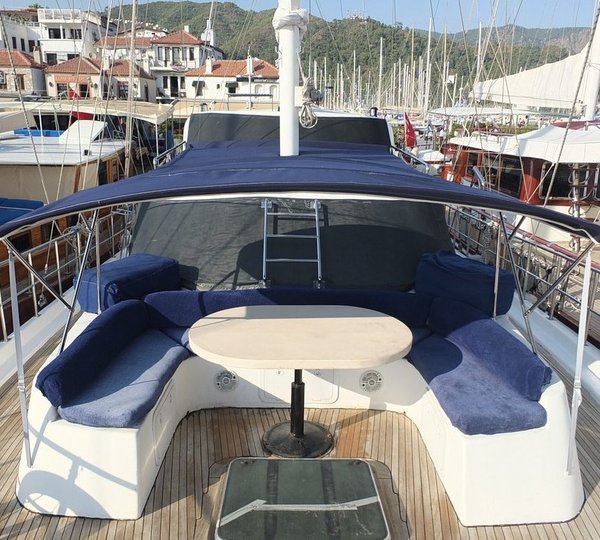 Exterior Living Spaces 