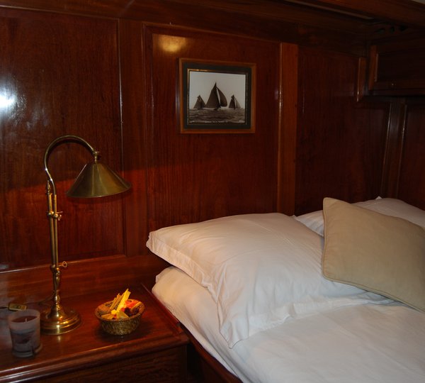 Fife Yacht MOONBEAM IV - Guest Cabin  