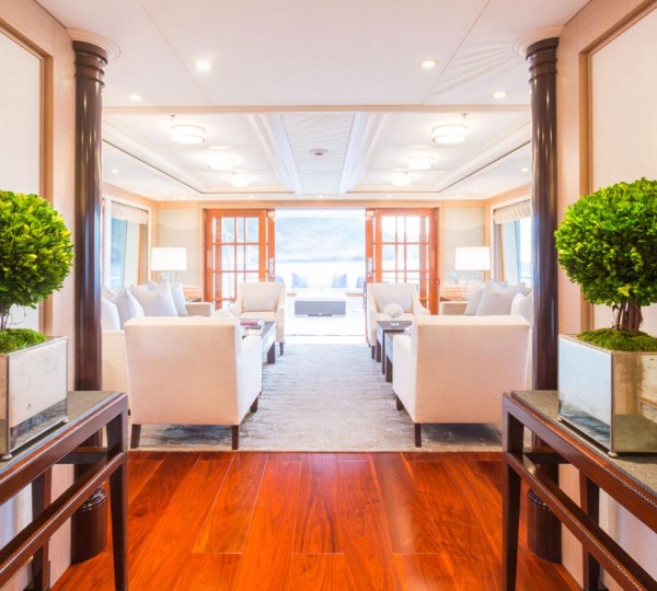 Foyer Between Main Salon And Dining