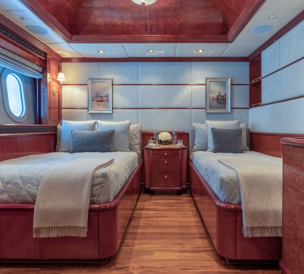 Guest Port Fwd Cabin