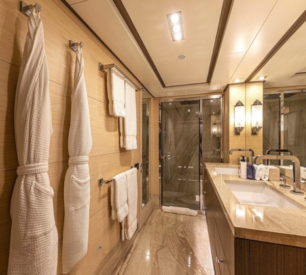 Guest Suite Attached Bathroom