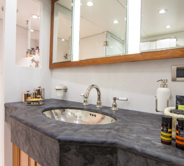 Guest Cabin Bathroom