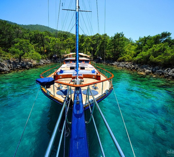 Gulet Blue Capricorn  