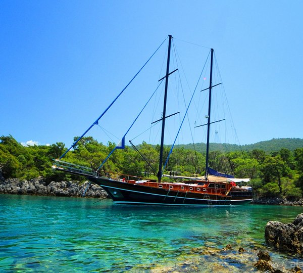 Gulet Blue Capricorn  