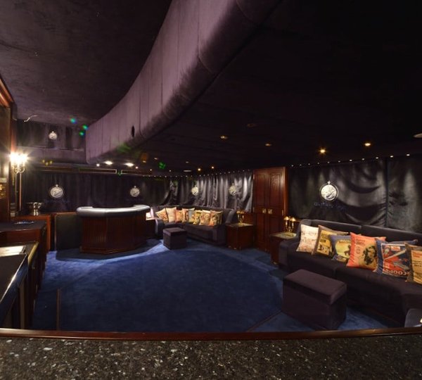 Interior - Disco Club