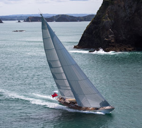 KEalohA Claasen Shipyards