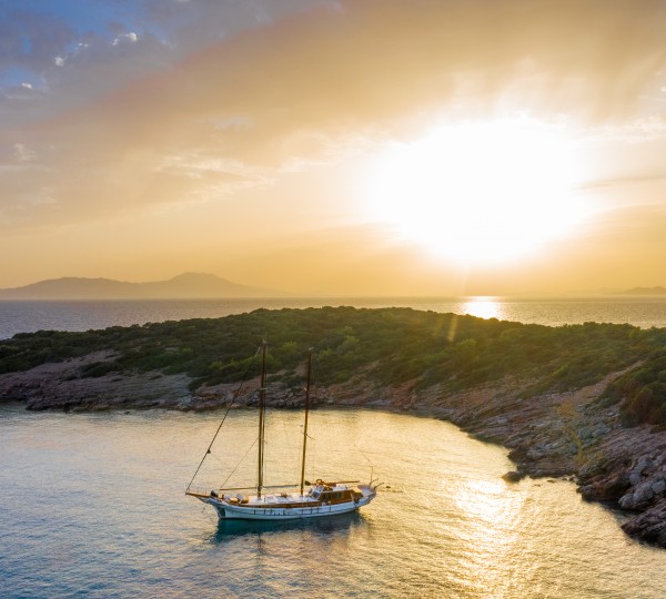 Kavira II In A Bay 1