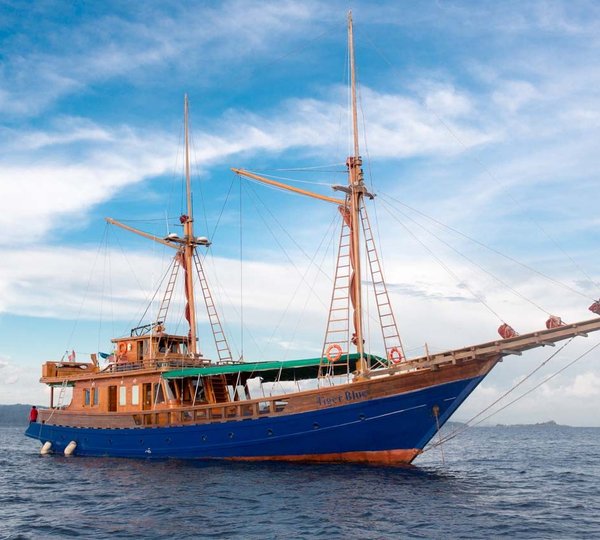 Luxury Phinisi Tiger Blue 