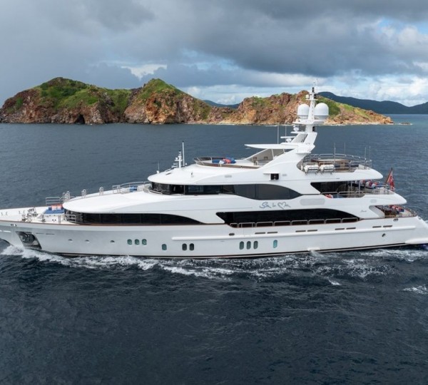 Luxury Super Yacht SUR LA MER