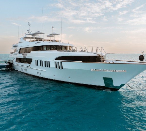 Luxury Charter Yacht OCEAN CLUB 
