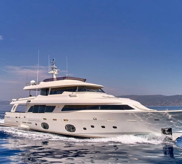 Luxury Yacht DALOLI