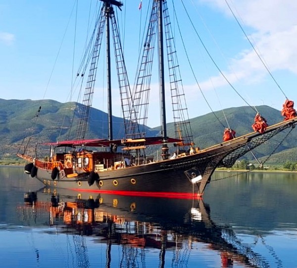 Luxury Yacht PRINCE OF ATHENS