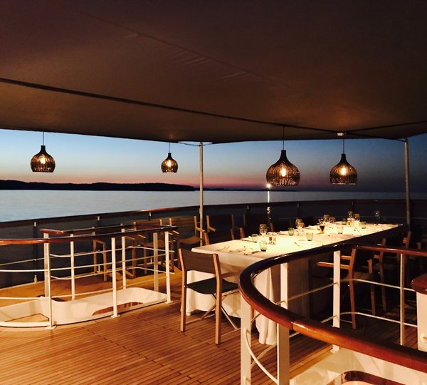 MENORCA - Al Fresco  Dining At Sunset 