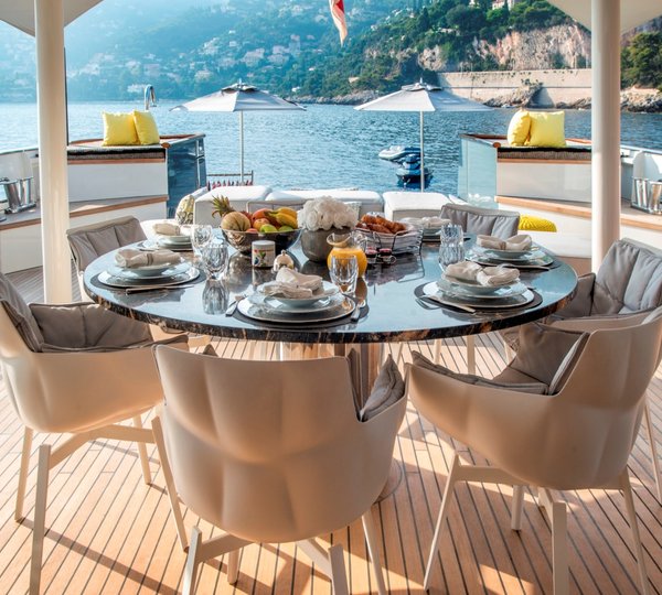 Main Deck Dining © Edmiston