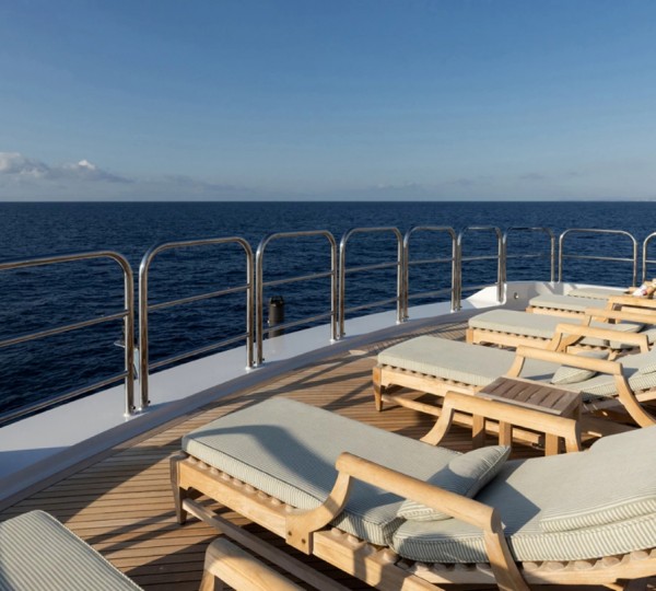 Open Sundeck With Relaxation Area