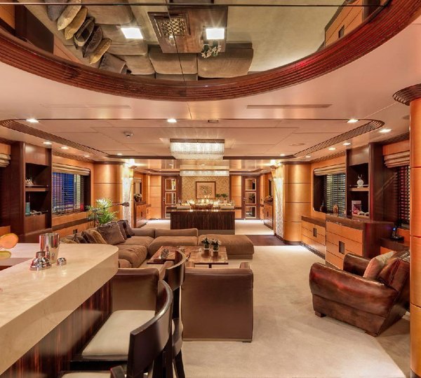 Salon looking forward