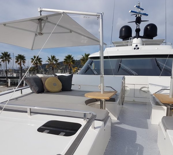 Portuguese Seating On Bow