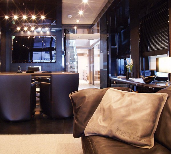 Salon with dining forward