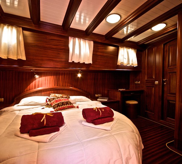 Spacious Guest Cabin