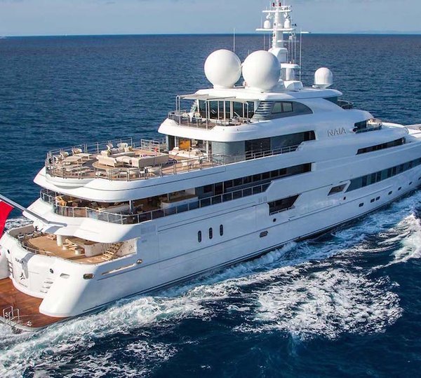 Superyacht Naia
