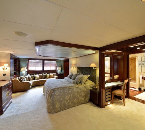 The Mercy Boys - Master Cabin